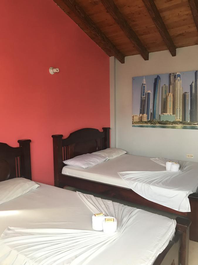 Hotel Calipso มารินิยา ภายนอก รูปภาพ